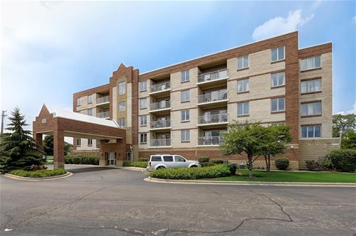 175 W Brush Hill Unit 104, Elmhurst, IL 60126