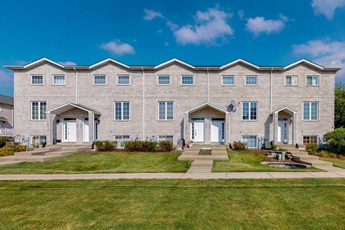 183 N East River Unit A2, Des Plaines, IL 60016