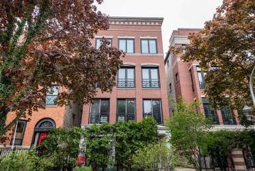 2848 N Burling Unit 2, Chicago, IL 60657