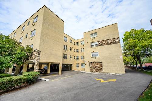 5220 Oakton Unit 404, Skokie, IL 60077