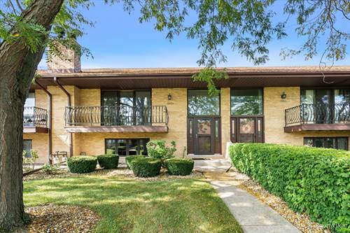 16055 Pine Unit 16055, Tinley Park, IL 60477