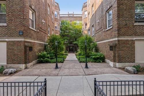 1051 W Glenlake Unit 2, Chicago, IL 60660