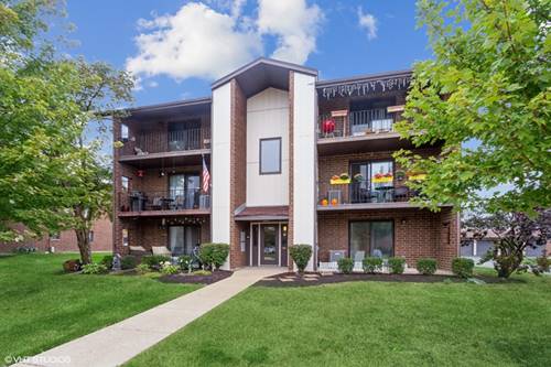 1251 Chalet Unit 201, Naperville, IL 60563