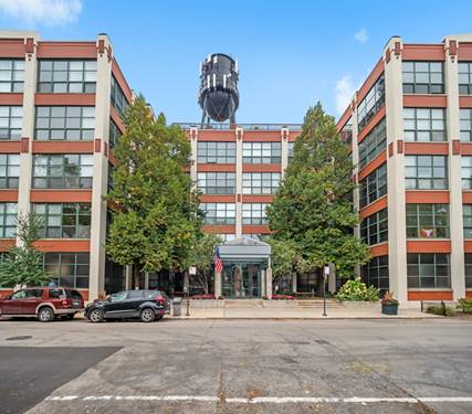 1800 W Roscoe Unit 225, Chicago, IL 60657