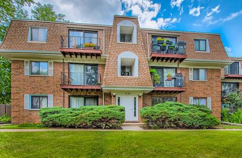 4198 Cove Unit D, Glenview, IL 60025