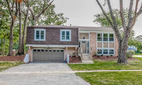 7939 Oakview, Woodridge, IL 60517