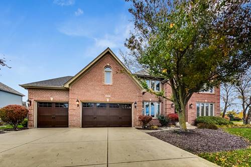 2371 Fawn Lake, Naperville, IL 60564