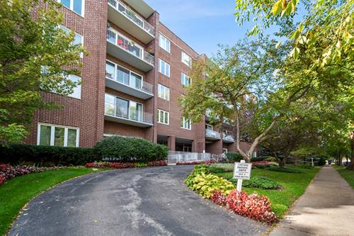 1500 Oak Unit 5F, Evanston, IL 60201