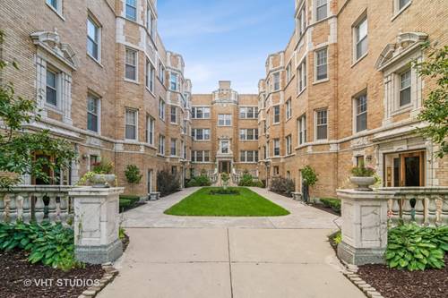 247 Washington Unit 3B, Oak Park, IL 60302