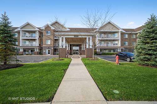 2220 Founders Unit 117A, Northbrook, IL 60062