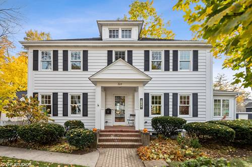 209 Lake, Crystal Lake, IL 60014