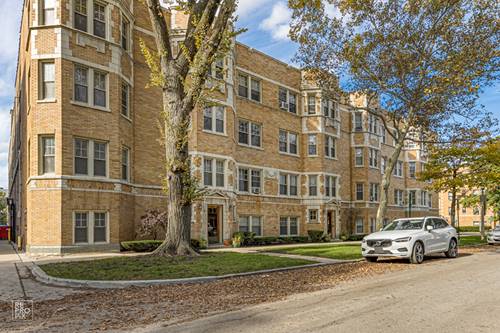 405 S Harvey Unit 1A, Oak Park, IL 60302