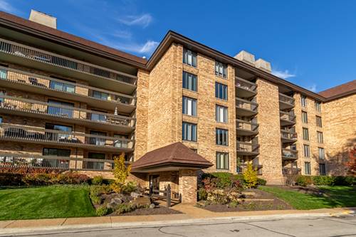 1621 Mission Hills Unit 405, Northbrook, IL 60062