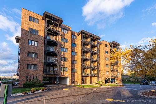 9332 Landings Unit 406, Des Plaines, IL 60016