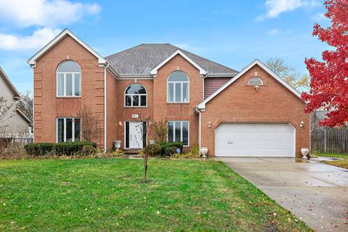 912 Elmdale, Glenview, IL 60025
