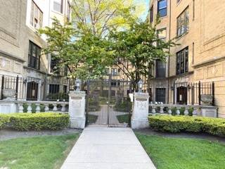 1215 W Lunt Unit G, Chicago, IL 60626