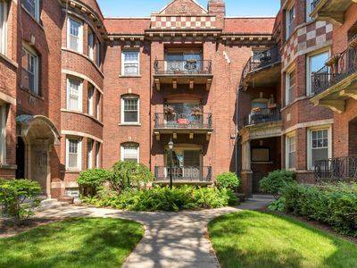 5311 S Harper Unit 1, Chicago, IL 60615