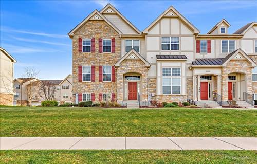 298 Bennett, Carol Stream, IL 60188