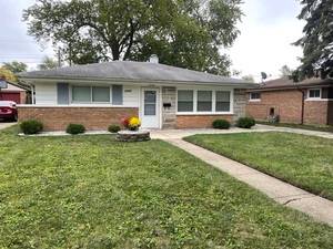 17233 Lorenz, Lansing, IL 60438