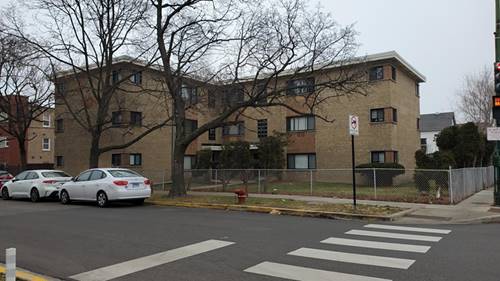 6401 N Damen, Chicago, IL 60645