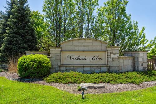 7 L Leanda Lot 4, South Barrington, IL 60010