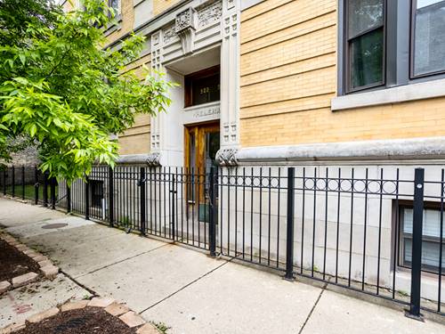 902 W Dakin Unit 1, Chicago, IL 60613