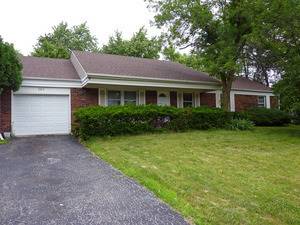307 Checker, Buffalo Grove, IL 60089
