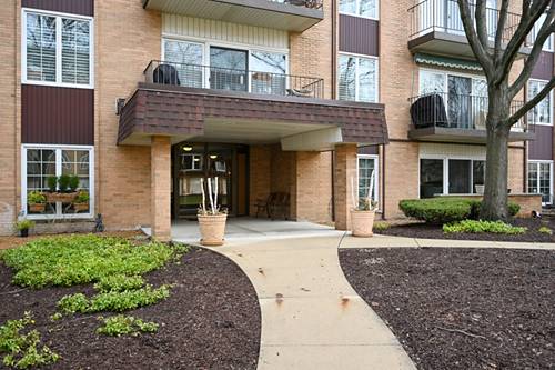 445 N Park Unit 4C, Glen Ellyn, IL 60137