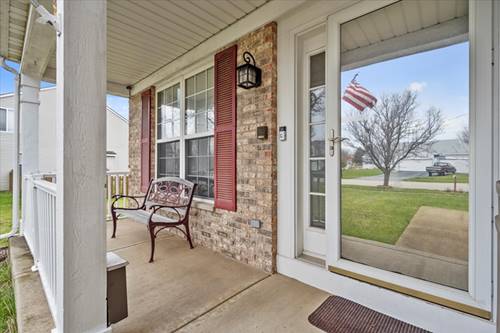 207 Paradise, Oswego, IL 60543