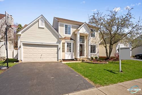 1390 E Braymore, Naperville, IL 60564