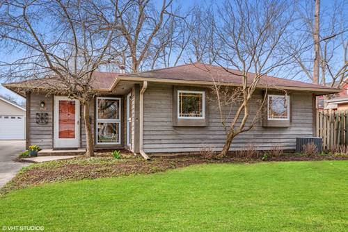 413 E Berry, Barrington, IL 60010