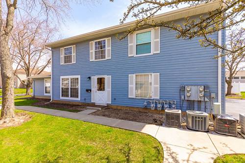 1601 Woodcutter Unit B, Wheaton, IL 60189