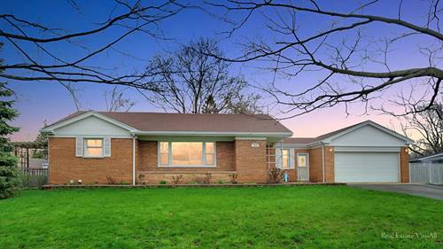 332 E Walnut, Roselle, IL 60172