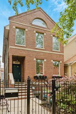 2012 N Hoyne, Chicago, IL 60647