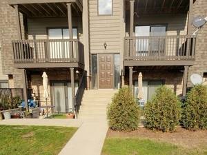 1440 Stonebridge Unit J6, Wheaton, IL 60189