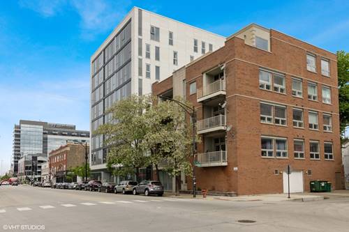 700 W Grand Unit 3W, Chicago, IL 60654