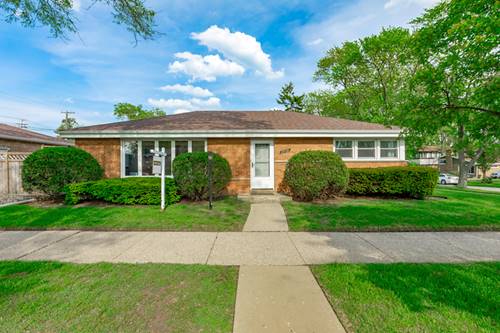 4450 Palma, Skokie, IL 60076