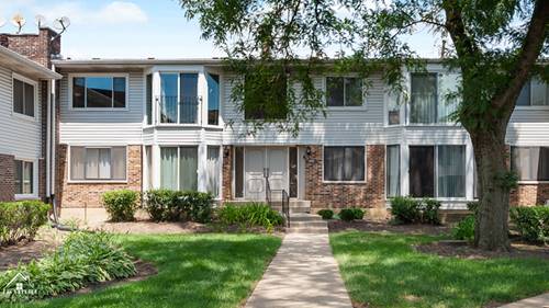 2800 Mitchell Unit 8, Woodridge, IL 60517