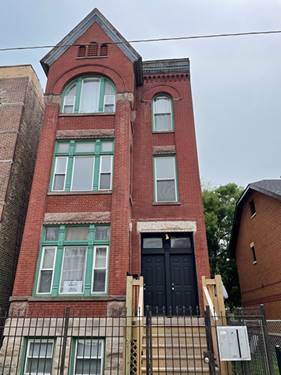 2739 W Haddon, Chicago, IL 60622