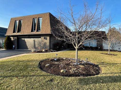 2300 Castilian, Northbrook, IL 60062