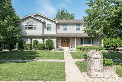 930 Kromray, Lemont, IL 60439