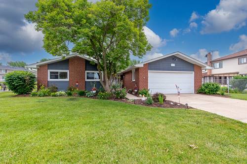 33 W Beech, Schaumburg, IL 60193