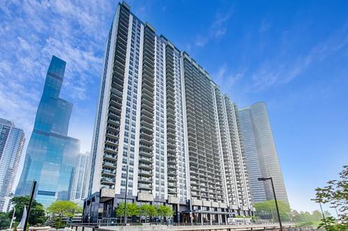 400 E Randolph Unit 1422, Chicago, IL 60601