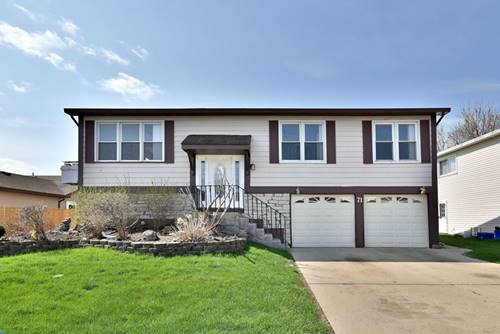 71 Brookside, Glendale Heights, IL 60139