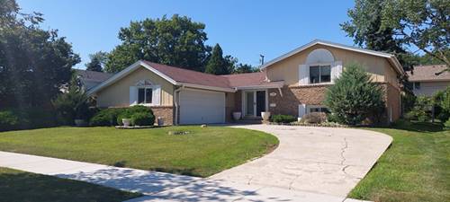 1702 W Roanoke, Arlington Heights, IL 60004