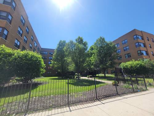 7500 S South Shore Unit 215, Chicago, IL 60649