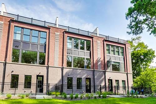 924 E Chicago, Naperville, IL 60540