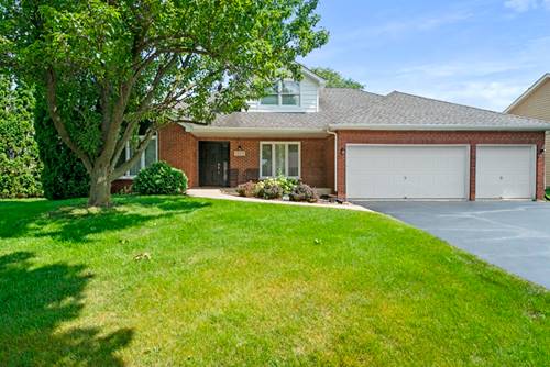 1613 Valley Ridge, Naperville, IL 60565