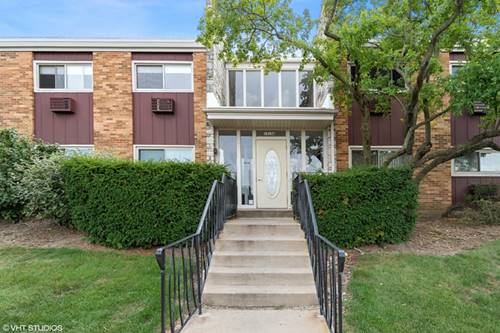 1313 Rebecca Unit 204, Lombard, IL 60148