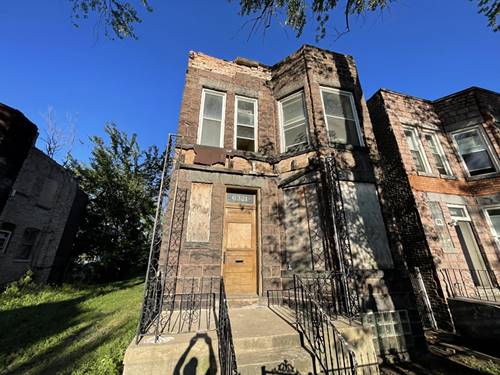 6321 S Eberhart, Chicago, IL 60637